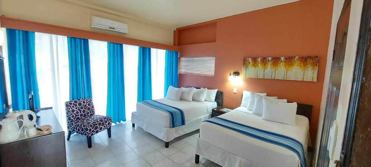 Tropikist Beach Hotel And Resort Crown Point Eksteriør billede