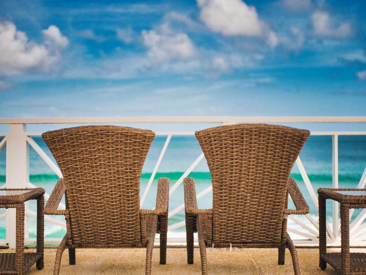 Tropikist Beach Hotel And Resort Crown Point Eksteriør billede