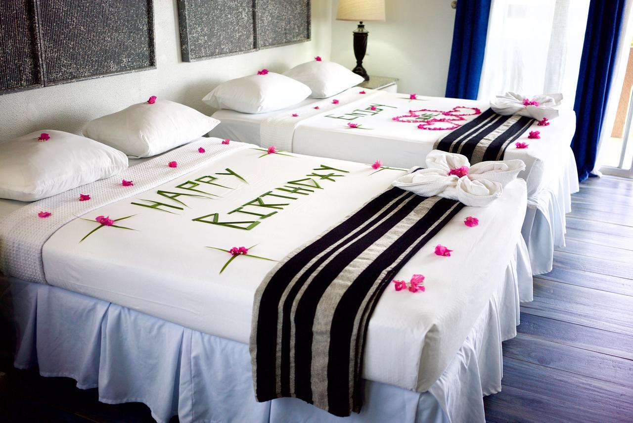 Tropikist Beach Hotel And Resort Crown Point Eksteriør billede