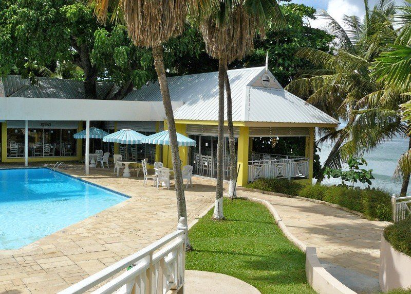 Tropikist Beach Hotel And Resort Crown Point Eksteriør billede